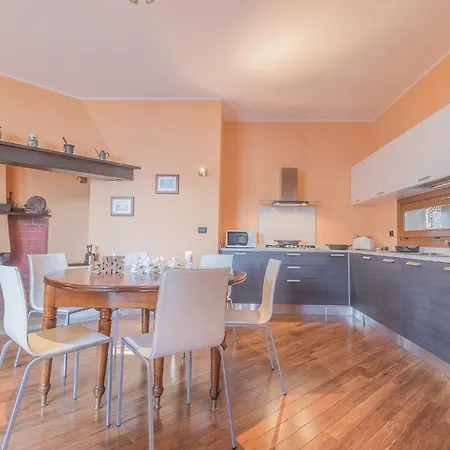 Varenna Paradise 3 Apartment