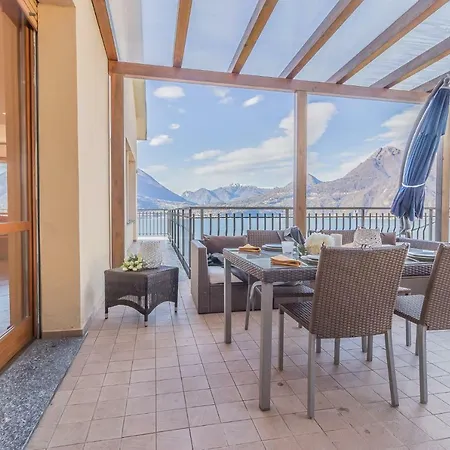 Varenna Paradise 3 Apartamento *