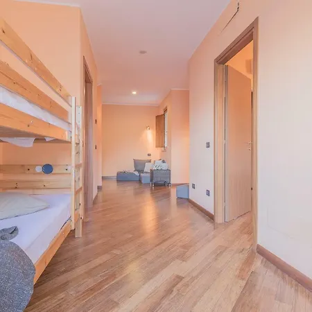 Varenna Paradise 3 Apartamento *