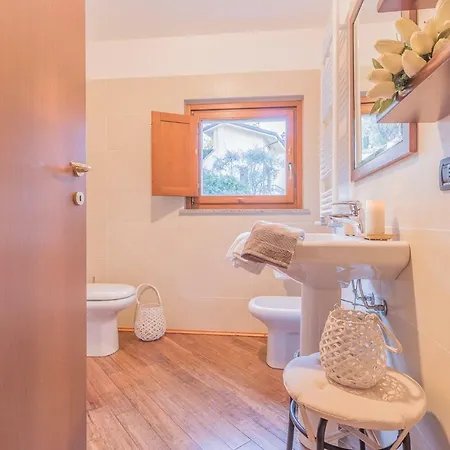 Varenna Paradise 3 *