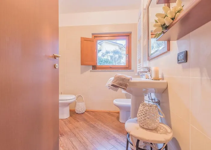 Varenna Paradise 3 *