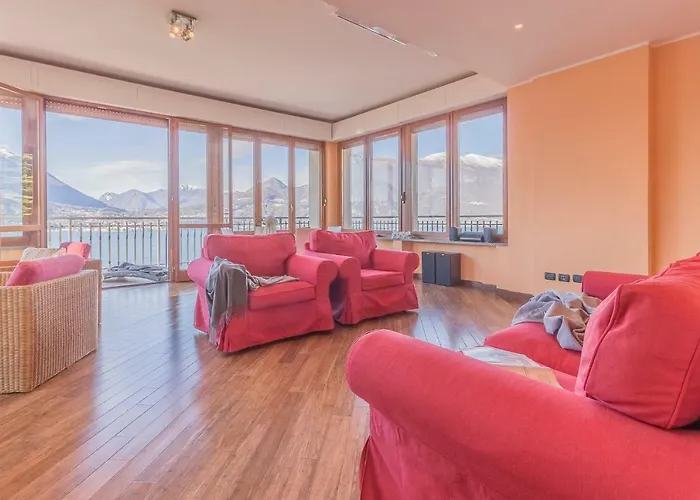 아파트 Varenna Paradise 3 *